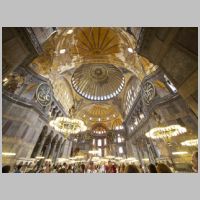 Hagia Sophia, photo Dean Strelau, Wikipedia.jpg